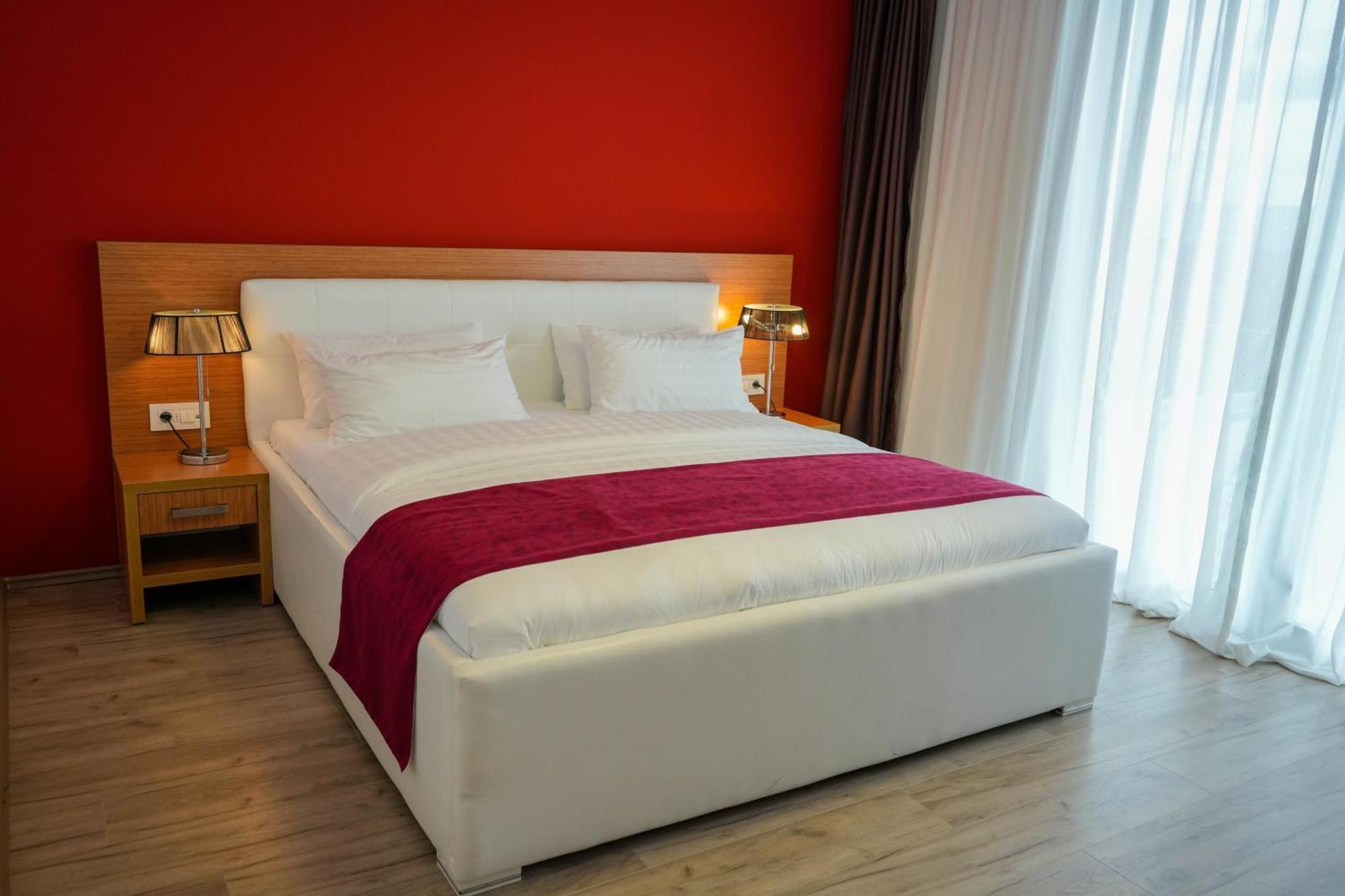 Queen Vali Palace Prilepnica Екстер'єр фото